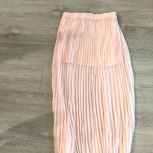 Forever pink pleated flowy skirt
